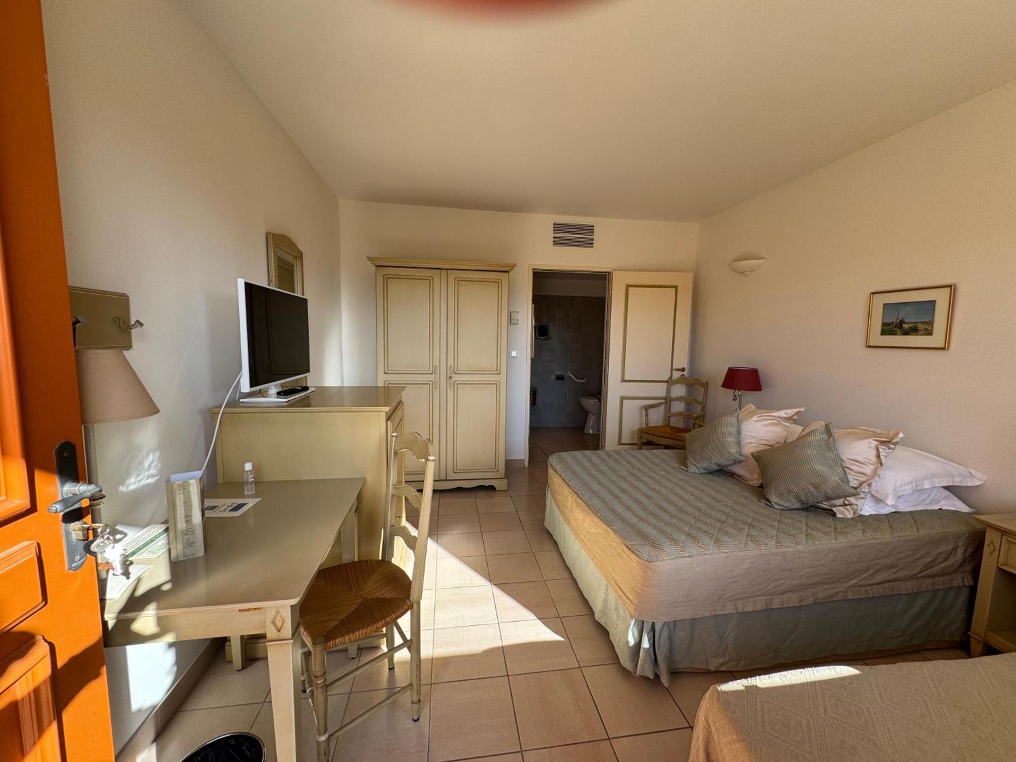 Hotel Terriciae Aux Portes De Maussane Les Alpilles Luaran gambar