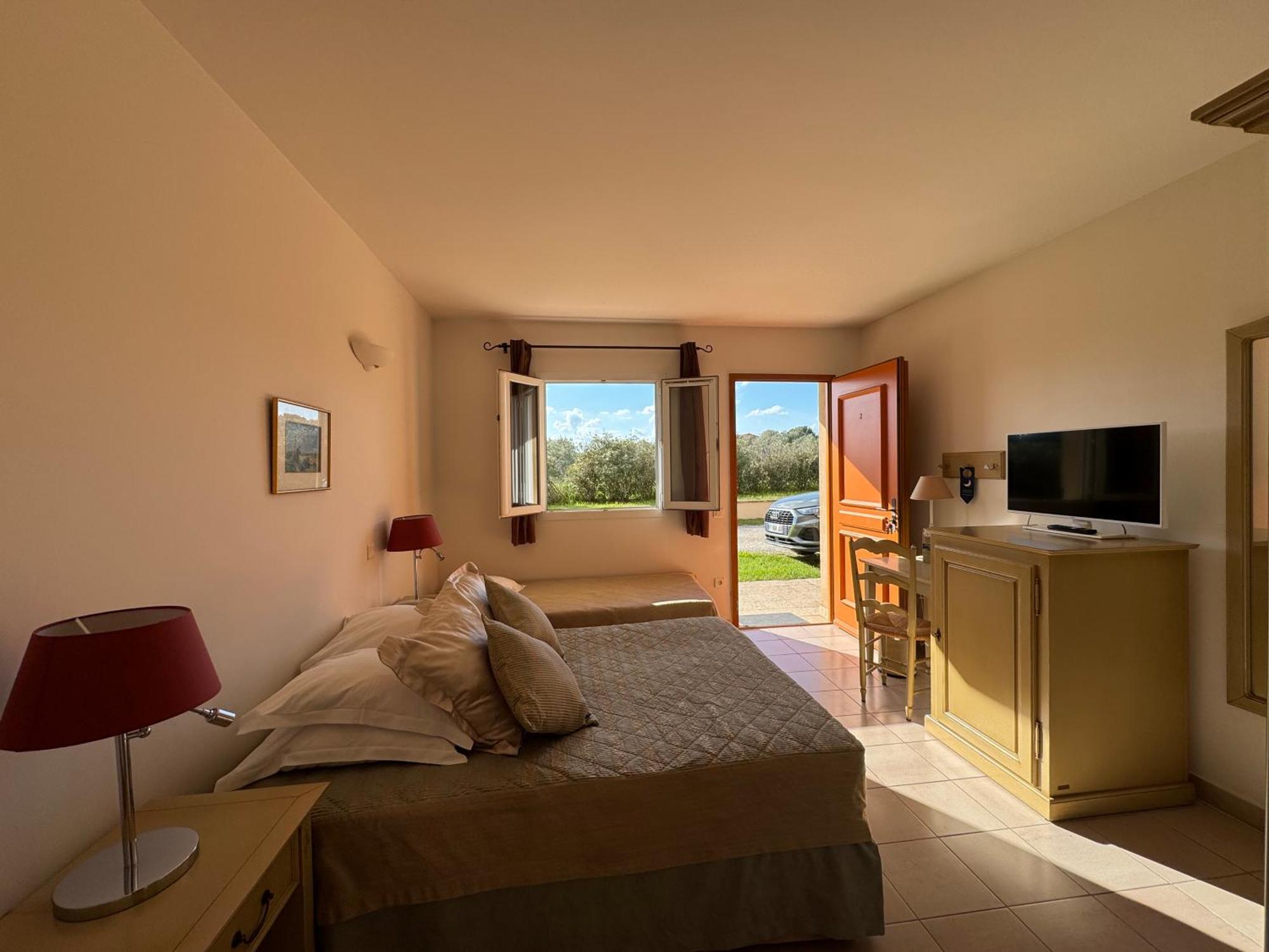 Hotel Terriciae Aux Portes De Maussane Les Alpilles Luaran gambar
