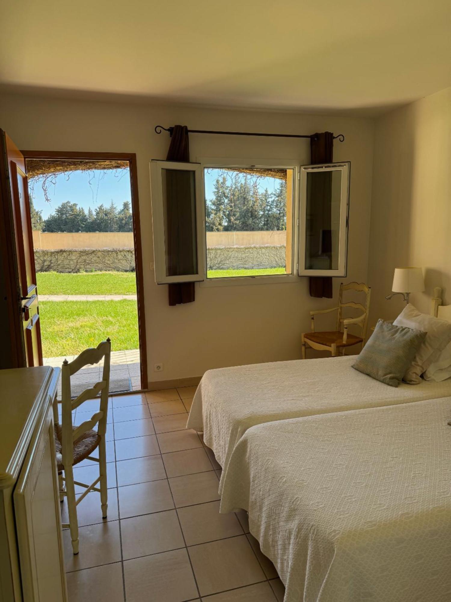 Hotel Terriciae Aux Portes De Maussane Les Alpilles Luaran gambar